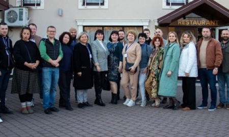 ЛЕГКА ПРОМИСЛОВІСТЬ ПРИКАРПАТТЯ